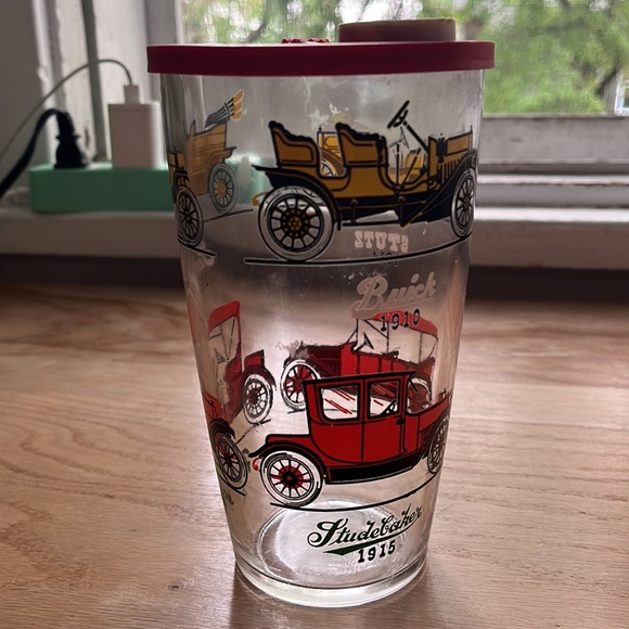 #79  VINTAGE CAR COCKTAIL SHAKER - Picture 2 of 5